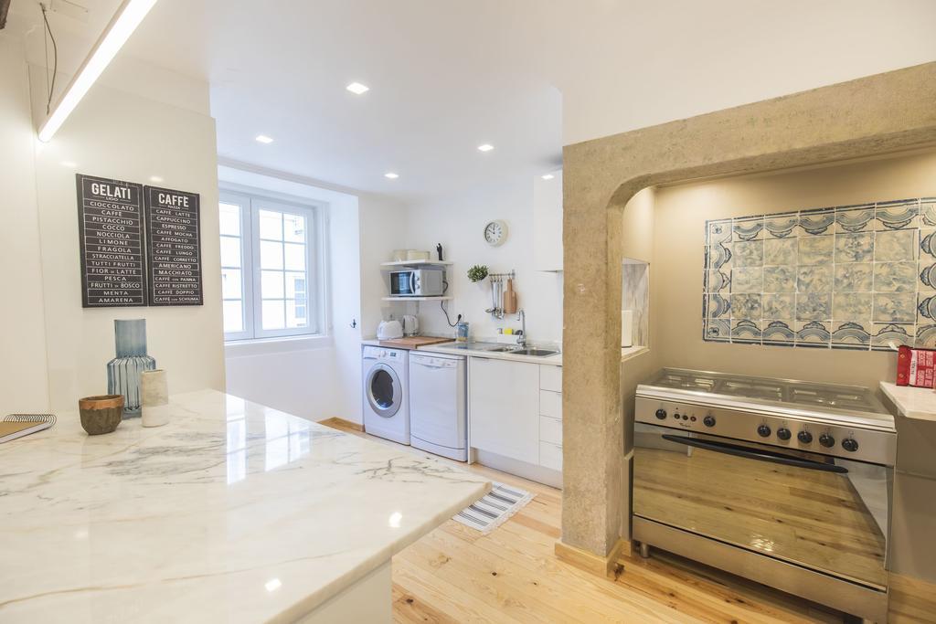 Lovelystay - Downtown Magnificent Flat Lisbon Exterior photo