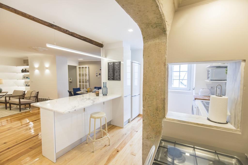 Lovelystay - Downtown Magnificent Flat Lisbon Exterior photo