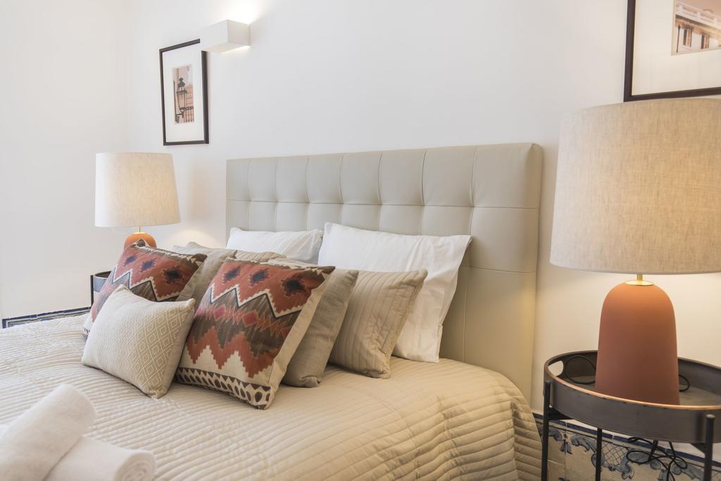 Lovelystay - Downtown Magnificent Flat Lisbon Exterior photo
